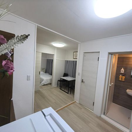 Uhome Tsubame Apartment Prefektura Tokio Exteriér fotografie
